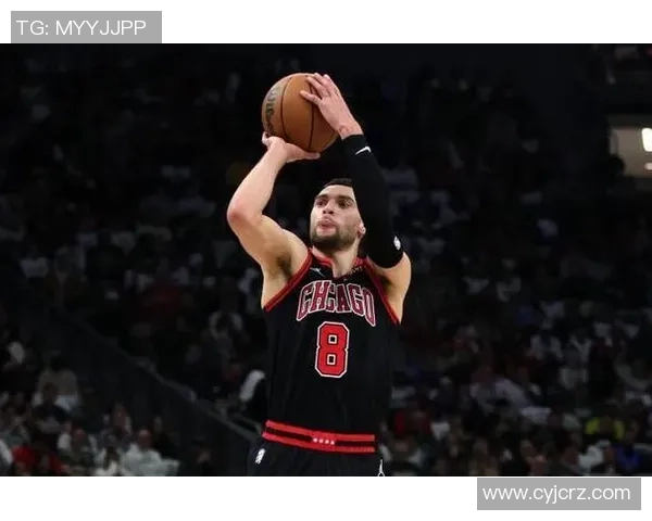 伯恩利与热刺激战正酣比分悬念不断引发球迷热议